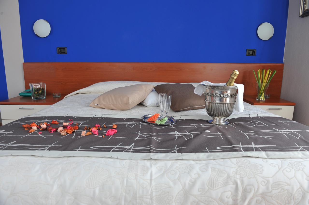 Hotel Bellavista Meuble Монте-Изола Экстерьер фото