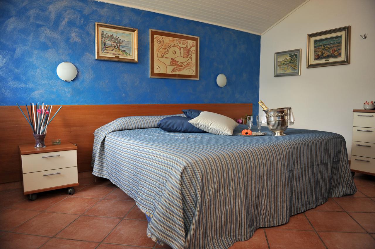 Hotel Bellavista Meuble Монте-Изола Экстерьер фото