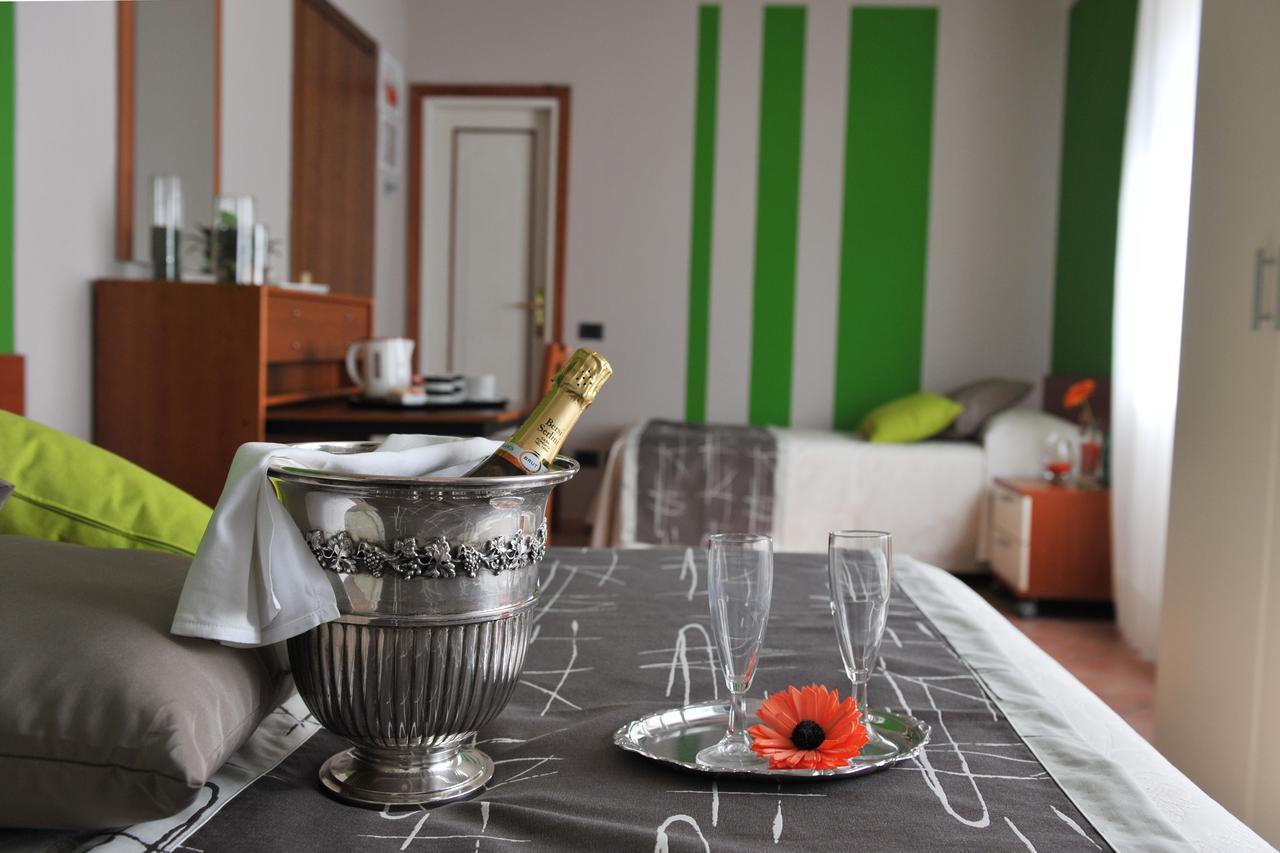 Hotel Bellavista Meuble Монте-Изола Экстерьер фото